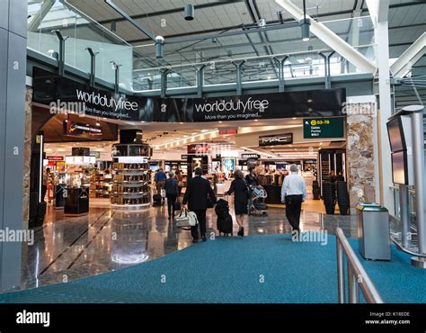 vancouver international airport duty free.